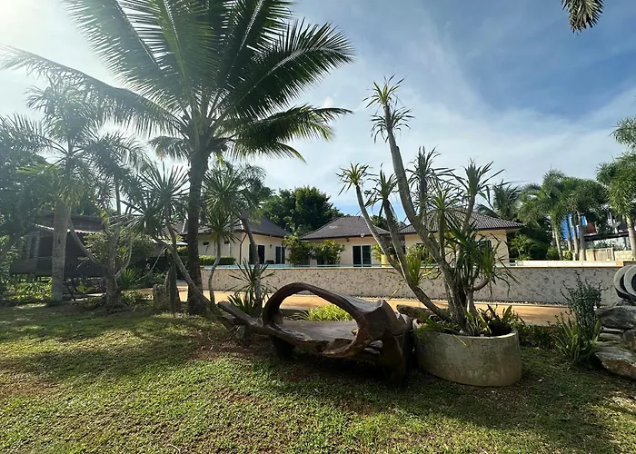 Thip Siam Village